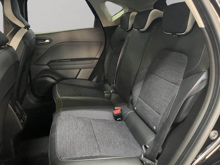 Vehicle image MITSUBISHI ASX