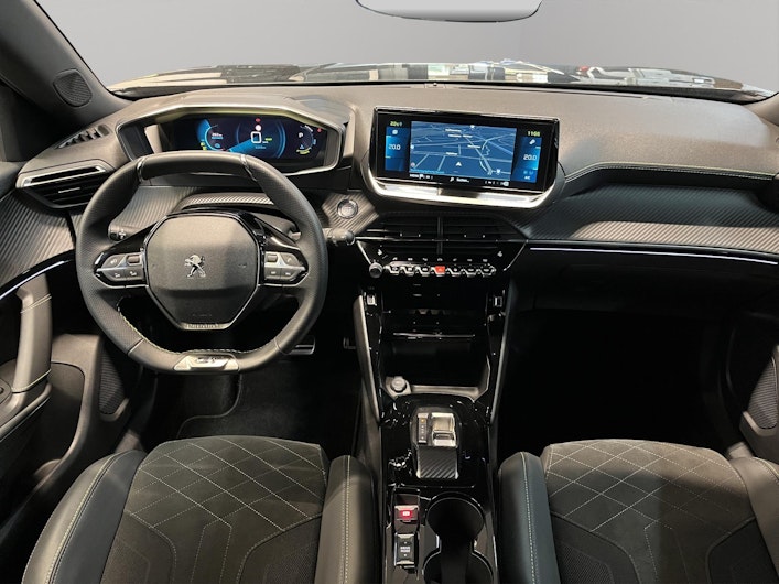 Vehicle image PEUGEOT 2008