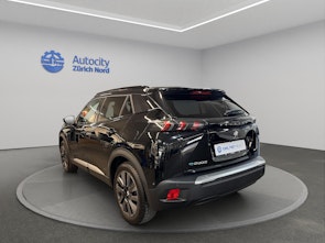 Vehicle image PEUGEOT 2008 e-GT Pack