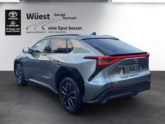 Vehicle image 2 Vehicle image 2