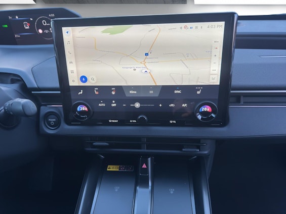 Vehicle image 16 Vehicle image 16