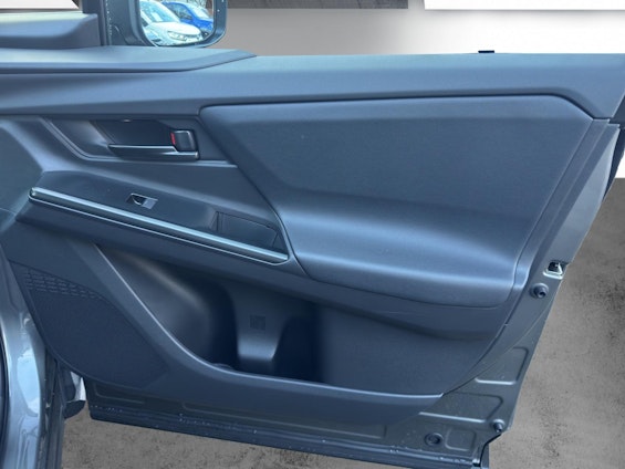 Vehicle image 15 Vehicle image 15