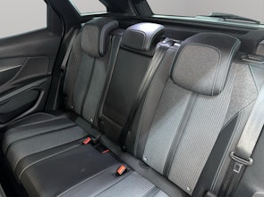 Vehicle image PEUGEOT 3008 1.5 BlueHDi Allure