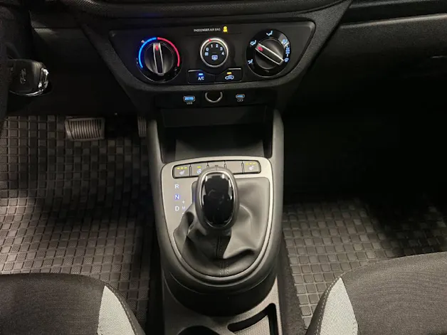 Hyundai i10 1.2 Amplia