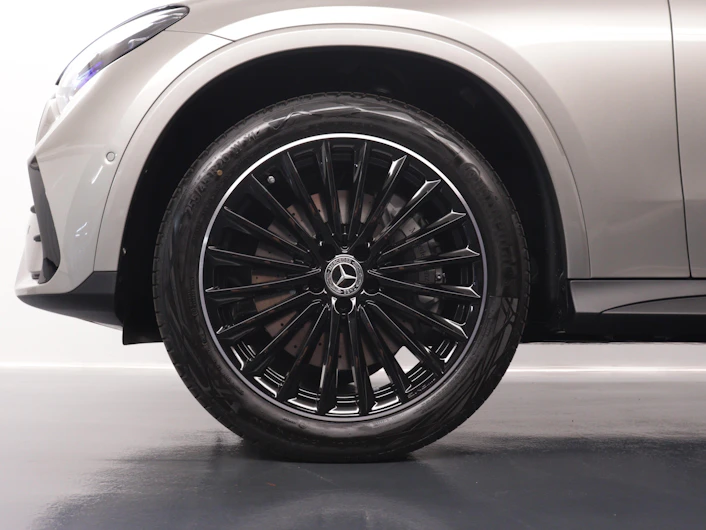 Fahrzeugbild MERCEDES-BENZ GLC 220