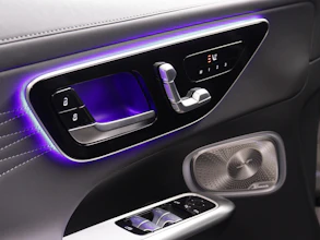 https://vehicle.imgix.net/4093210/ab40854d-de32-4d39-967f-5fe803c9c443.JPG