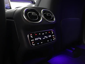 https://vehicle.imgix.net/4093210/ff6513e8-47b6-4bb1-b9b7-b0f4d4278b12.JPG