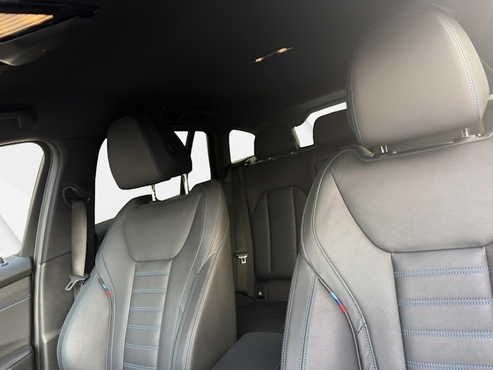 Vehicle image BMW 3 SERIES