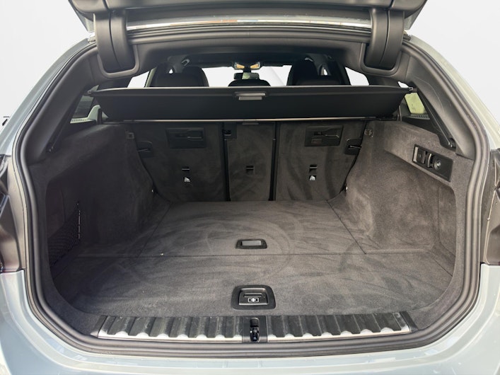 Vehicle image BMW 3 SERIES