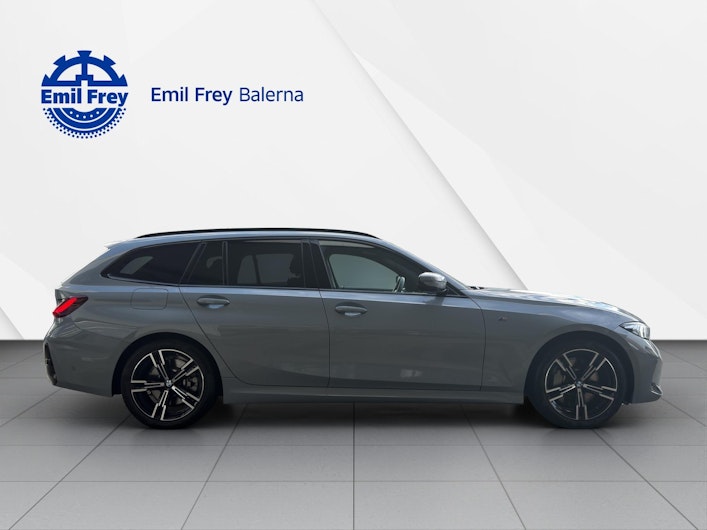 Vehicle image BMW 3 SERIES