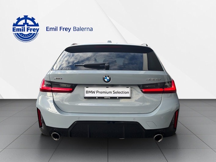 Vehicle image BMW 3 SERIES