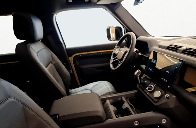 Vehicle image 9 Vehicle image 9