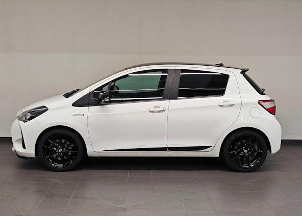 Vehicle image 2 Vehicle image 2