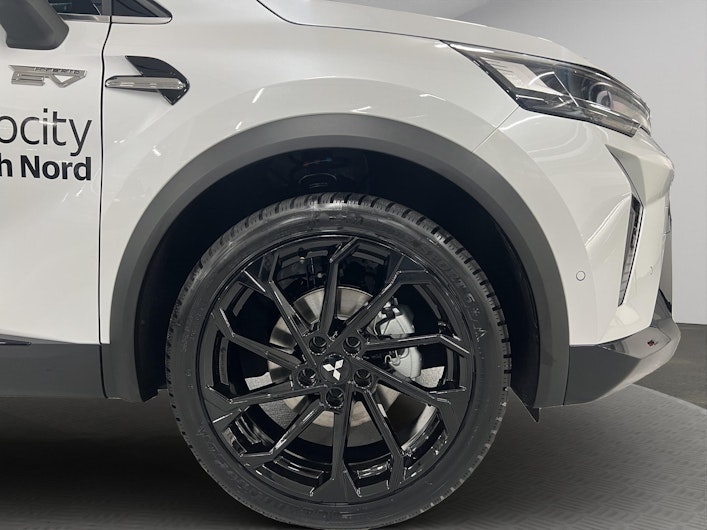 Vehicle image MITSUBISHI GRANDIS