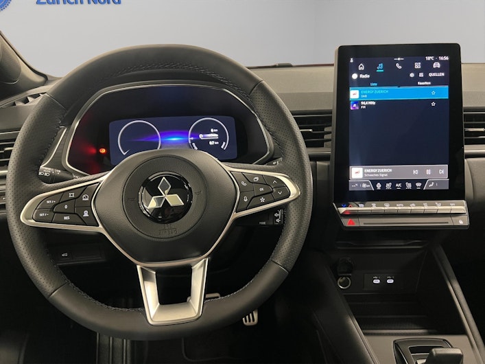 Vehicle image MITSUBISHI GRANDIS