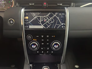 Fahrzeugbild LAND ROVER Discovery Sport 2.0 SD4 200 SE