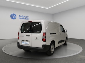 Vehicle image PEUGEOT e-Partner Kaw. 800 Standard 50 kWh Premium