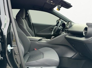 Vehicle image TOYOTA C-HR 2.0 PHEV Swiss Edition