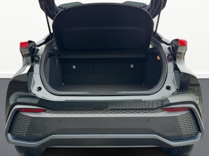 Vehicle image TOYOTA C-HR 2.0 PHEV Swiss Edition