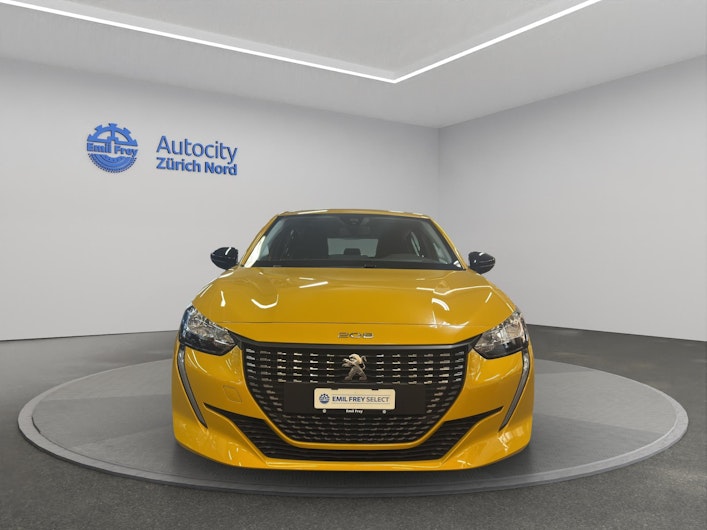 Vehicle image PEUGEOT 208