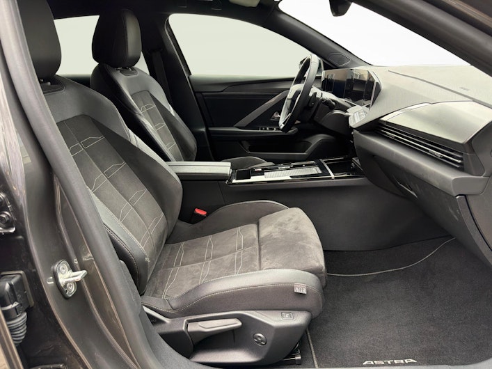 Vehicle image OPEL ASTRA