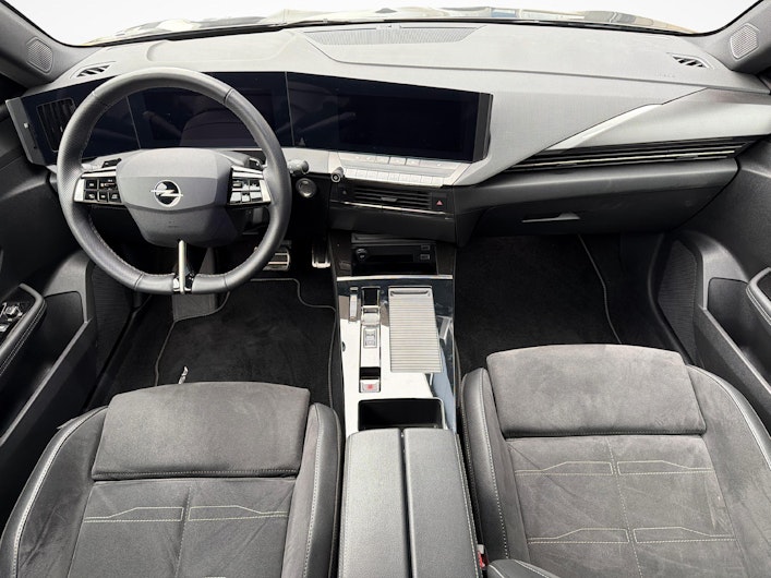 Vehicle image OPEL ASTRA