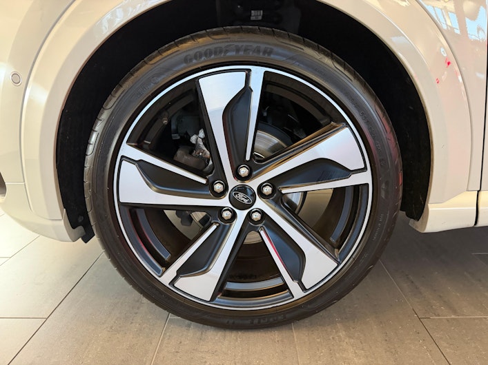 Vehicle image FORD PUMA