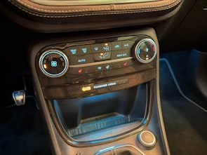 Vehicle image FORD Puma 1.0 EcoB Hybrid 155 ST-Line Vignale