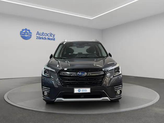 Subaru Forester Station 2.0i e-Boxer Swiss Plus