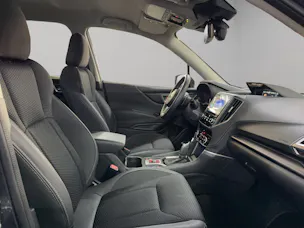 Subaru Forester Station 2.0i e-Boxer Swiss Plus