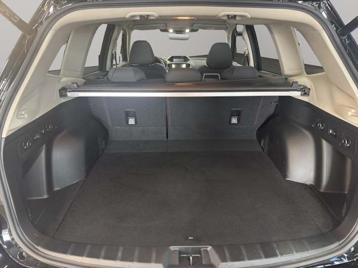 Vehicle image SUBARU FORESTER