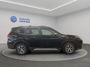 Vehicle image SUBARU Forester Station 2.0i e-Boxer Swiss Plus