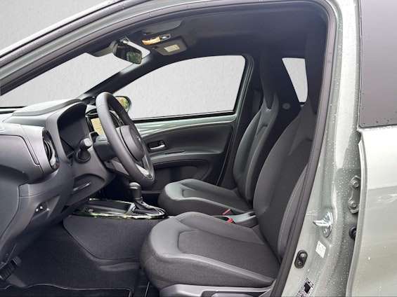 Vehicle image 7 Vehicle image 7