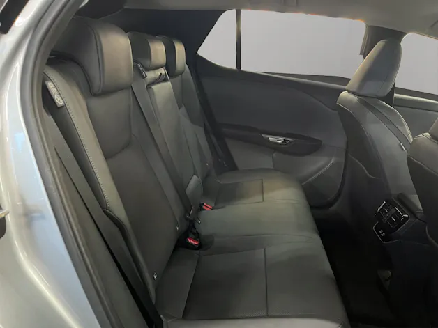Lexus RZ 450e Comfort
