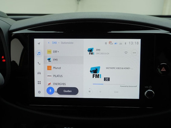 Vehicle image 15 Vehicle image 15