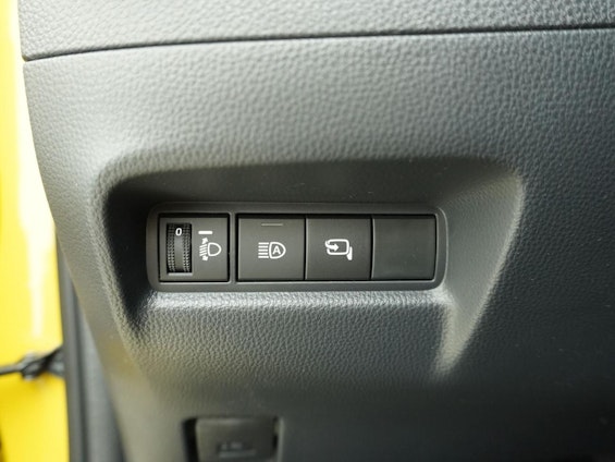 Vehicle image 19 Vehicle image 19