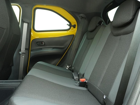 Vehicle image 8 Vehicle image 8