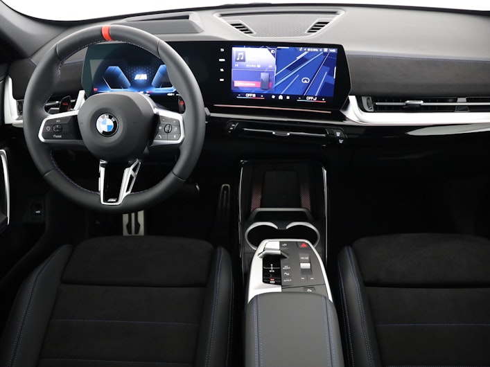 Vehicle image BMW X1