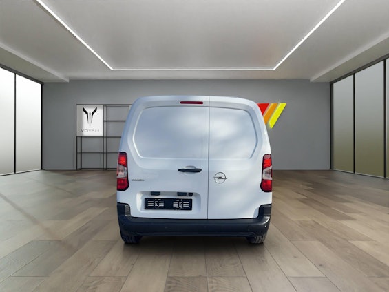 Vehicle image 15 Vehicle image 15