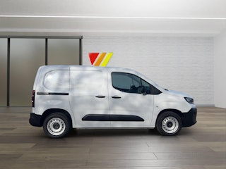 Vehicle image OPEL COMBO 0