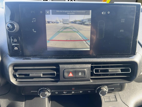 Vehicle image 11 Vehicle image 11