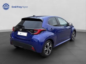 Vehicle image TOYOTA Yaris 1.5 VVT-i HSD Trend