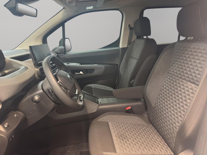 Vehicle image PEUGEOT RIFTER