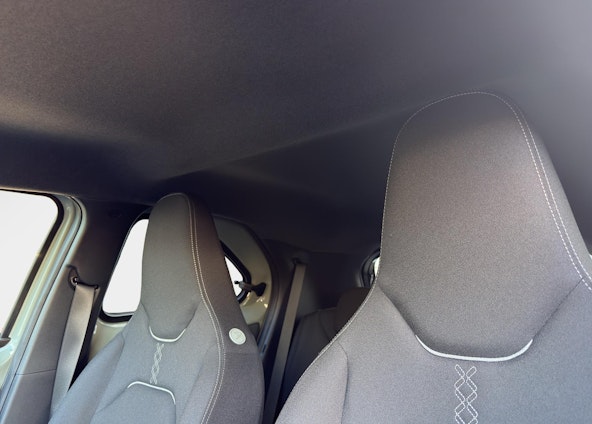 Vehicle image 19 Vehicle image 19