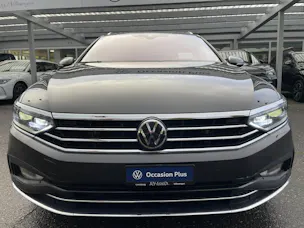 VW Passat Variant 2.0 TDI Elegance DSG 4m