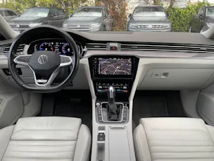 VW Passat Variant 2.0 TDI Elegance DSG 4m