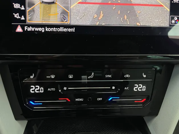 VW Passat Variant 2.0 TDI Elegance DSG 4m