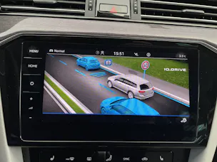 VW Passat Variant 2.0 TDI Elegance DSG 4m