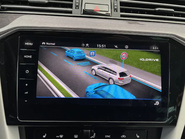 VW Passat Variant 2.0 TDI Elegance DSG 4m