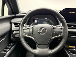 Vehicle image LEXUS UX 250h F-Line